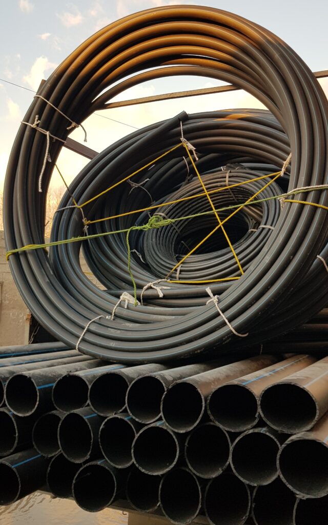 بارگیری لوله کاروگیت از درب کارخانه